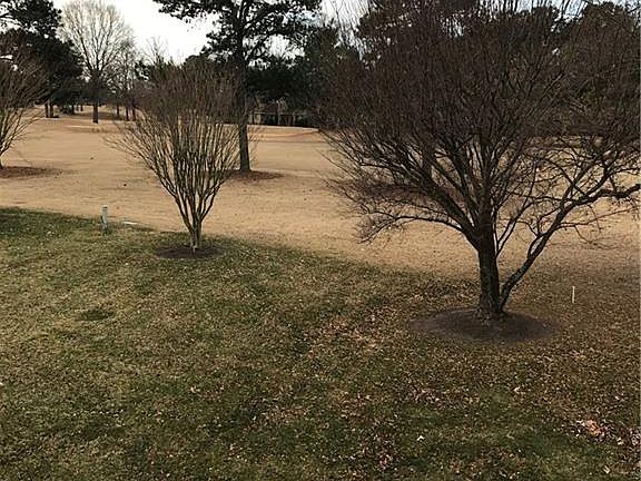 3rd image of 1225 Foursome Ln