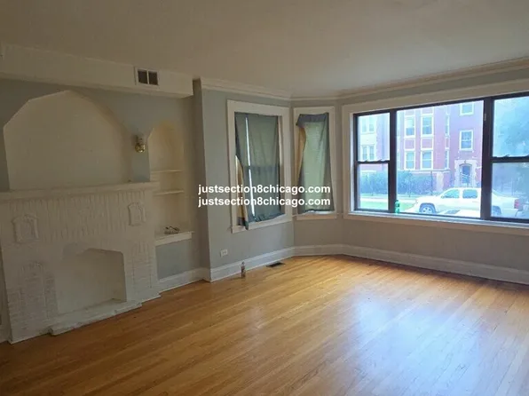 9132 S South Laflin St, Chicago, IL