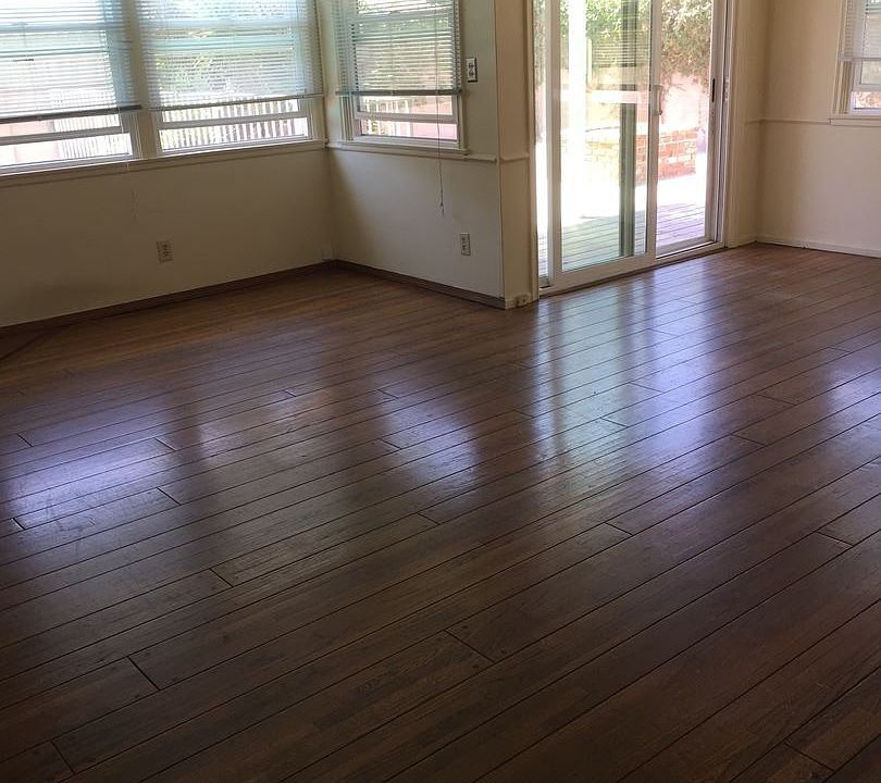 1st image of 7031 Babcock Ave