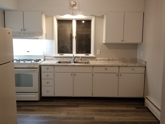 4th image of 1026 Dean St APT E