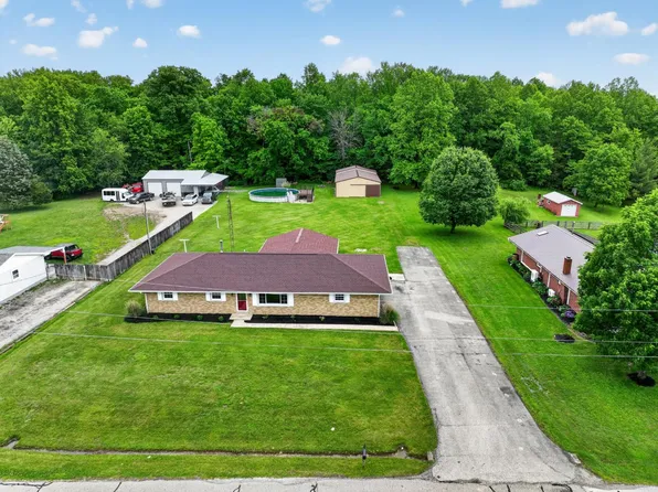 9600 Jewett Dr, Dillsboro, IN 47018