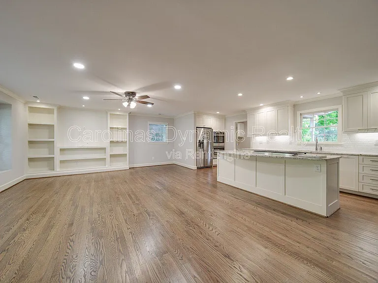 6700 Castlegate Dr — Photo 6