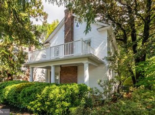 608 Saint Dunstans Rd, Baltimore, MD 21212