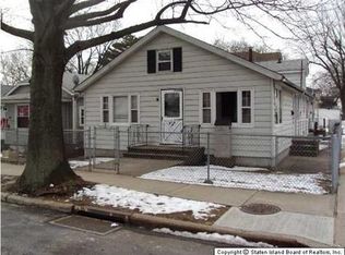 590 Greeley Ave, Staten Island, NY 10306