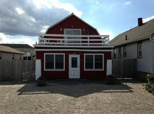 65 Brewster Ave, Winthrop, MA 02152