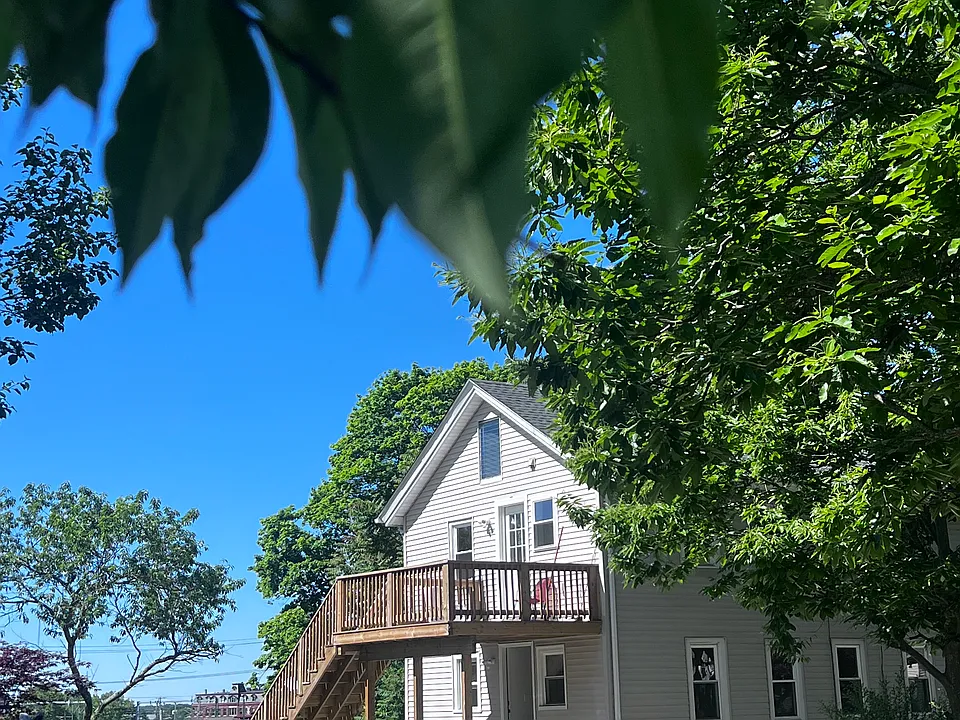 14 Marriott Ave