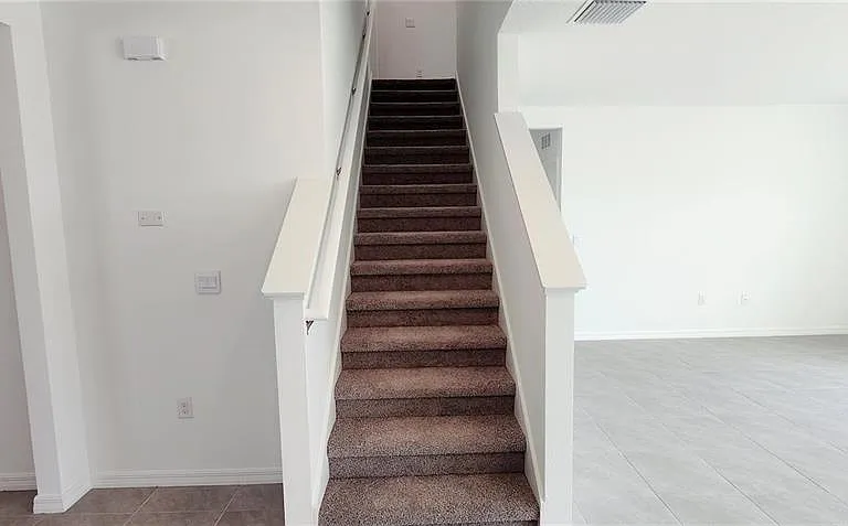 32813 Osprey Peak Way — Photo 14