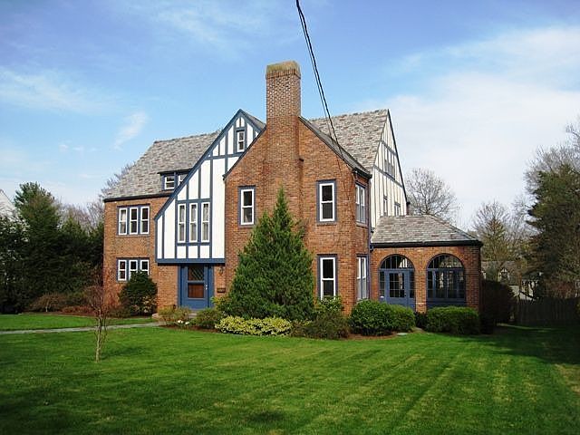 Welcome to 114 Westerly Terrace.