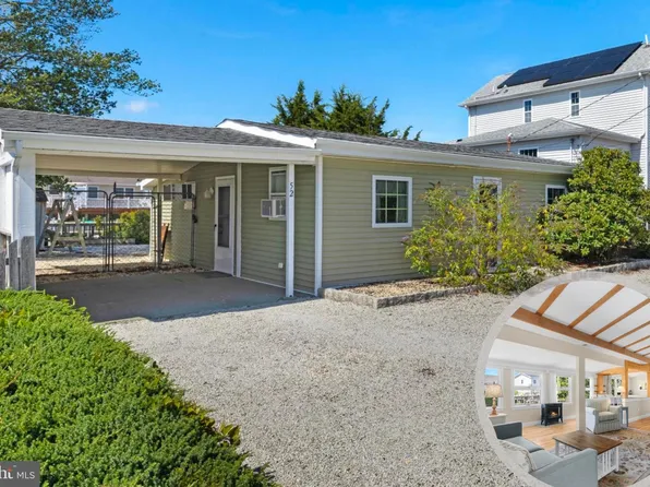 52 Florence Ln, Manahawkin, NJ 08050