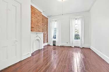 Rented by Brownstone Property Group