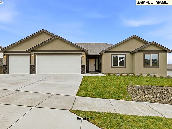 3rd image of 213 SW Chickadee Dr #79