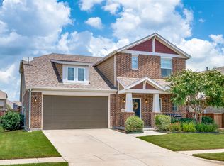 1913 Ranch Trail Rd, Aubrey, TX 76227