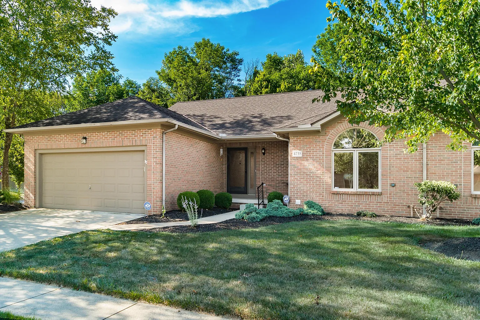 4738 Cypress Grove Dr photo 1