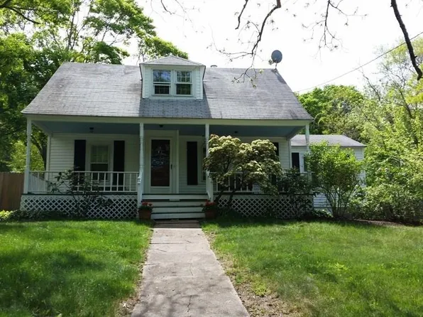 3753 Post Rd, Warwick, RI 02886