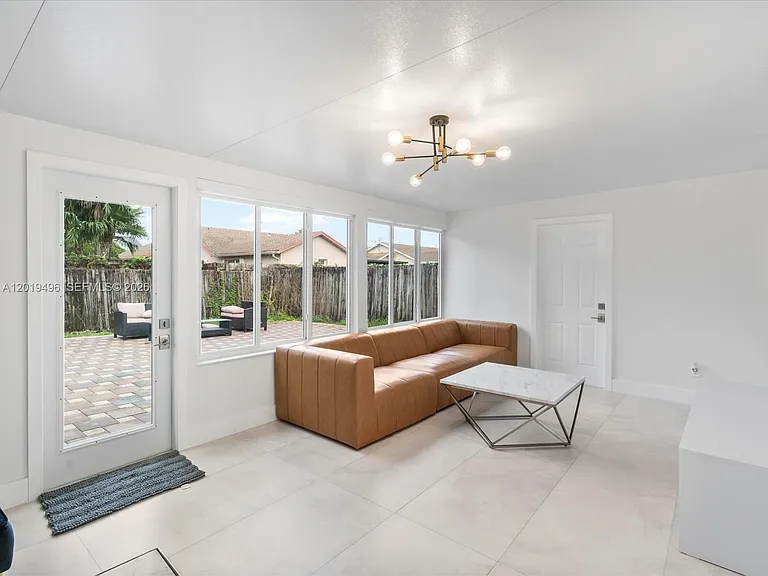 5731 SW 54th Ter — Photo 8