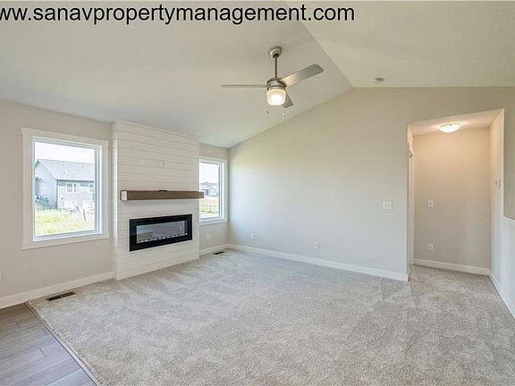 4th image of 1230 NW Mill Springs Dr