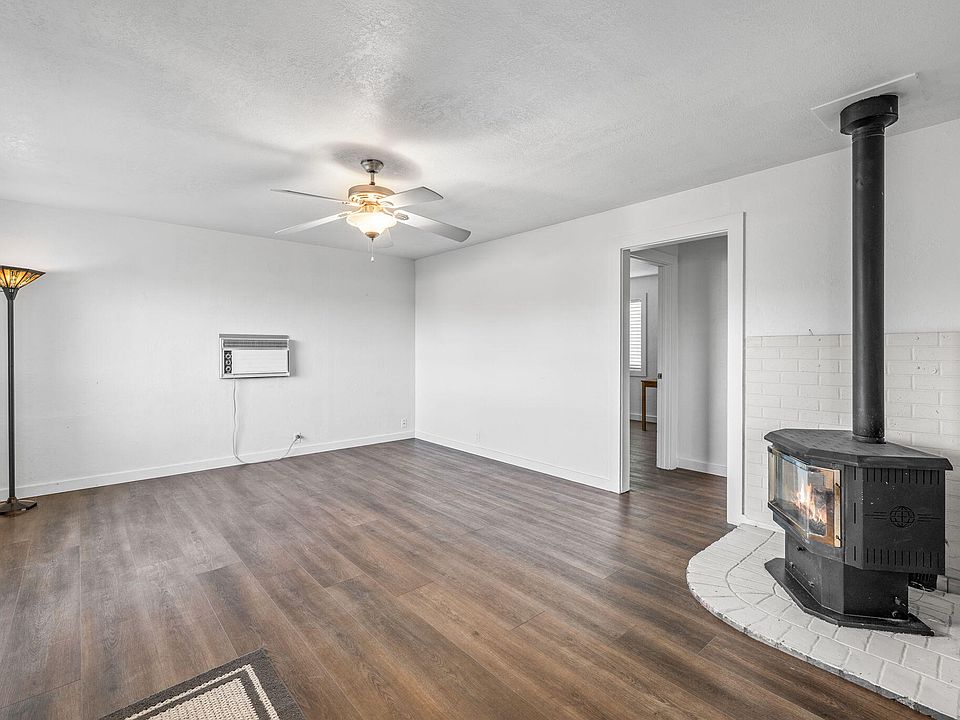 480 SW 1st St, Madras, OR 97741 Zillow