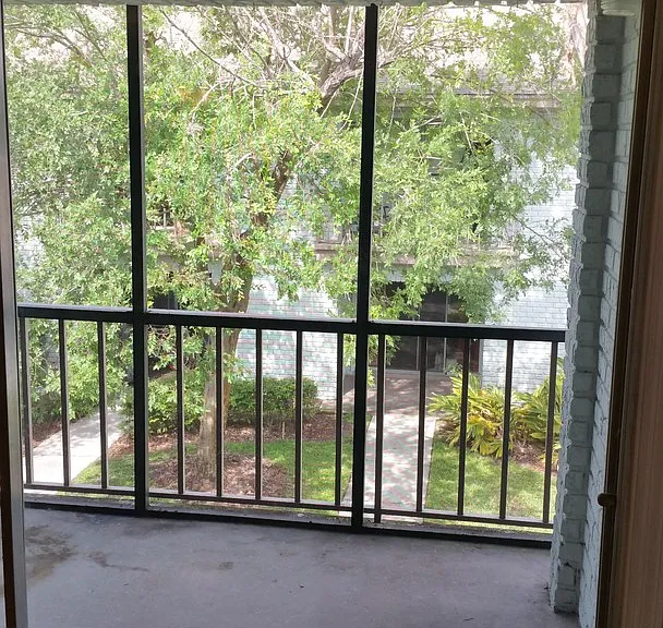 2934 Plaza Terrace Dr — Photo 4