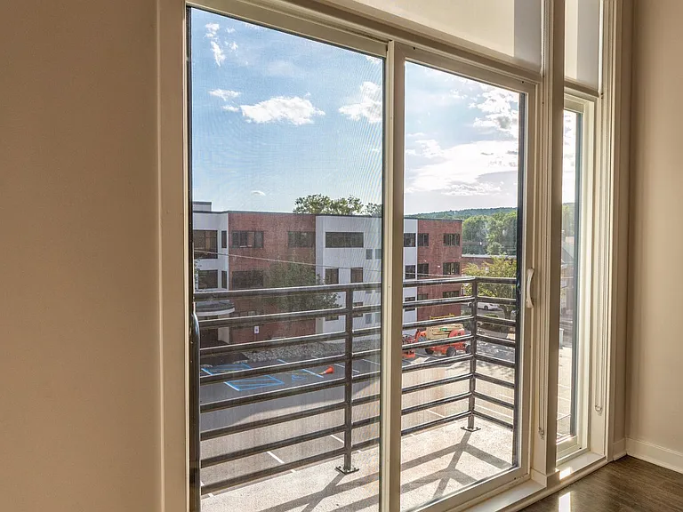 320 Valley St #209 — Photo 9