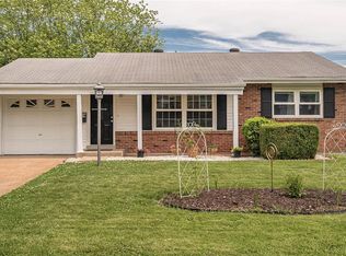 419 Lambeth Ln, Saint Louis, MO