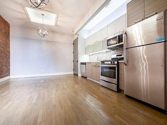 3rd image of 2332 Tilden Ave #3