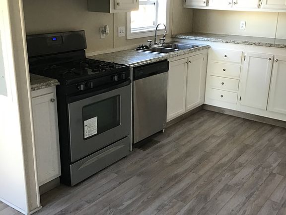 3rd image of 886 Millwood Trl #184