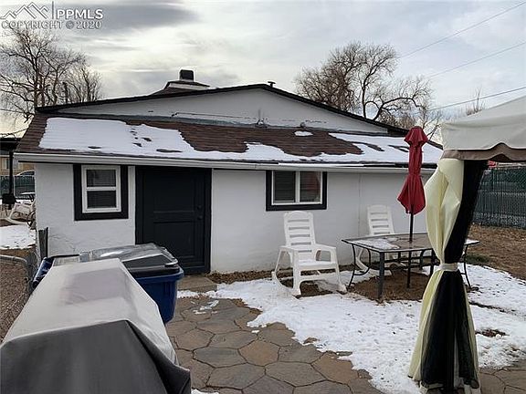 2nd image of 403 E Missouri Ave