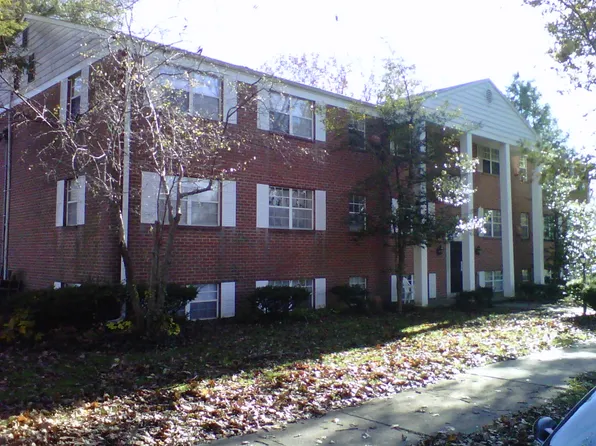 325 W End Ave APT 3, Manheim, PA 17545