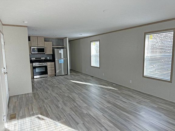 4th image of 613 Polk St #36