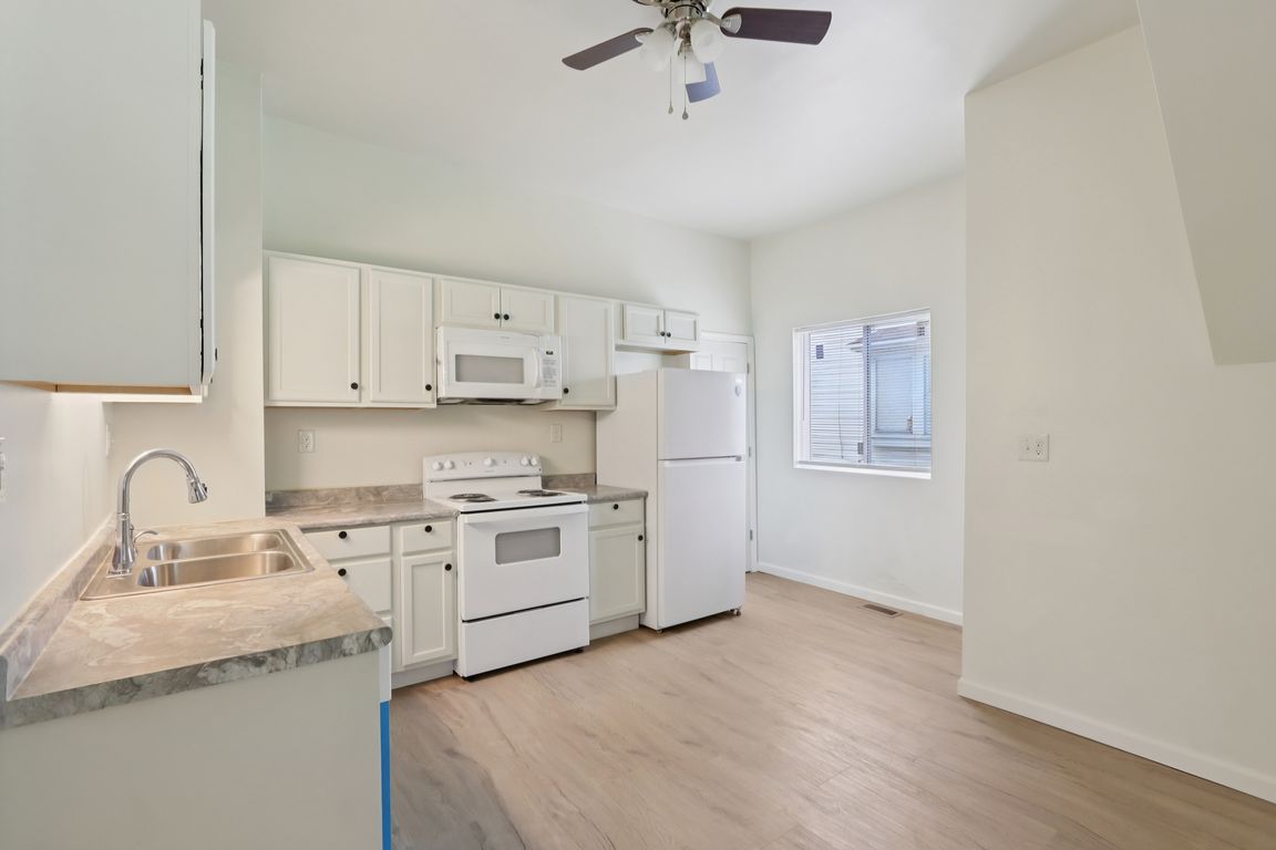Madison Ave-S2807-008.jpg