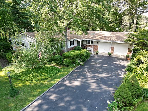 2nd image of 53 Dogwood Ln