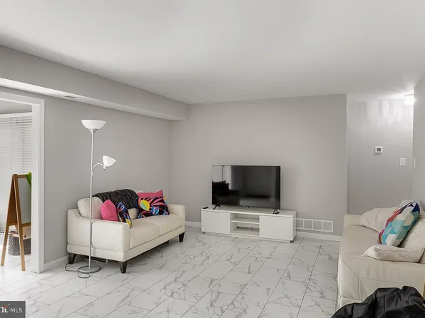 23 W Bluebell Ln #23A, Mount Laurel, NJ 08054