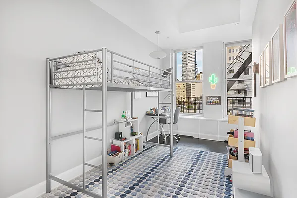 Sold by Compass | media 9