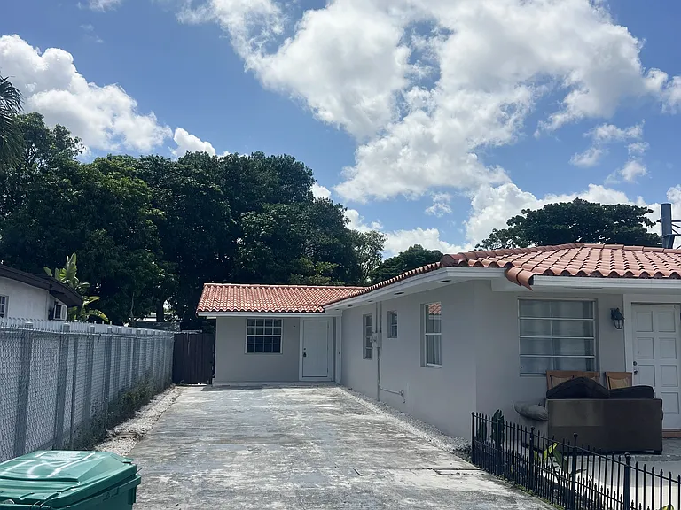 1244 NW 32nd Pl #12441246 — Photo 1