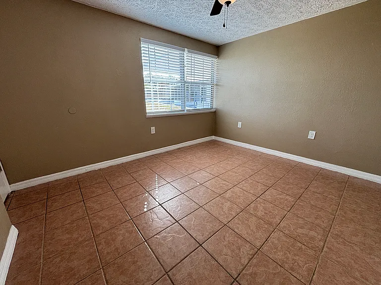 1207 Pierce St W #1207 — Photo 20