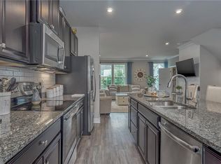 900 Avast Way, Chesapeake, VA 23323