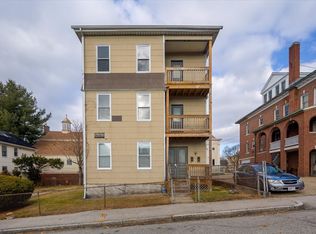 27 Dorchester St, Worcester, MA 01610
