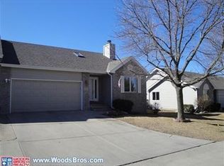 6925 Halsey Ct, Lincoln, NE 68516