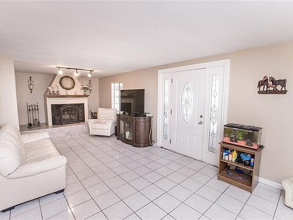 2nd image of 15748 Country Club Dr