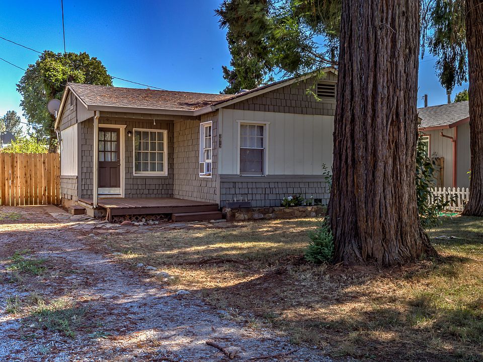 1st image of 3912 La Mesa Ave