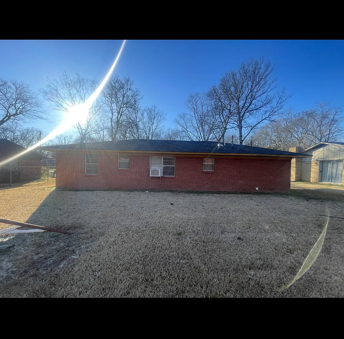 2 bed, 906 sqft, $900 — Photo 2