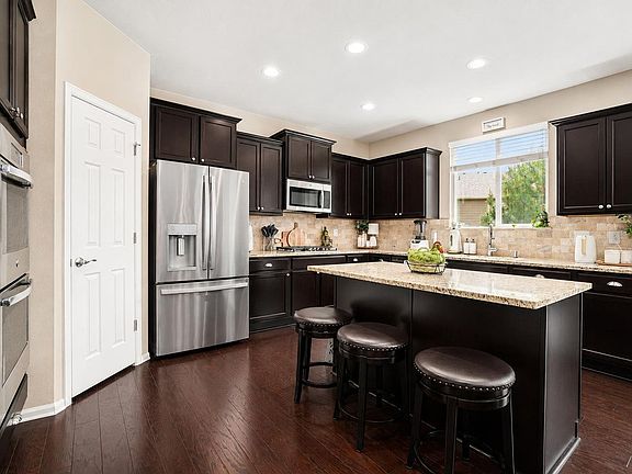 3rd image of 2163 Longfin Dr
