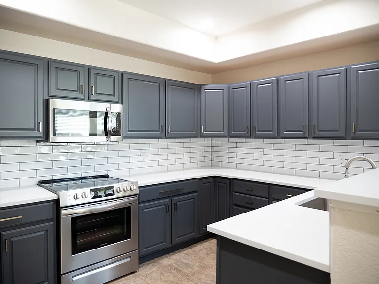 10527 Ashfield St #7D — Photo 6