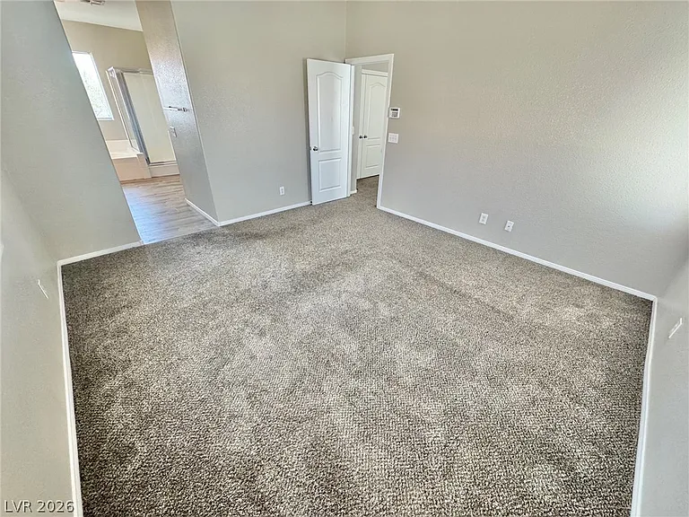 6012 Traviata Ave — Photo 9