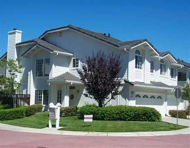 1st image of 60 S Heather Garden Ln