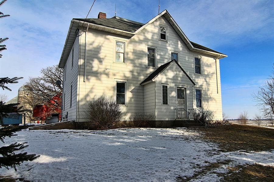 1st image of 18620 142nd St