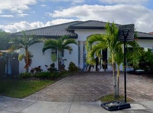 14602 SW 182nd Ter, Miami, FL 33177