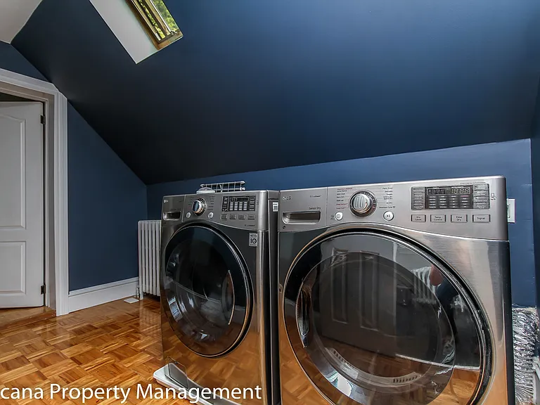 294 Crichton St #1 — Photo 24