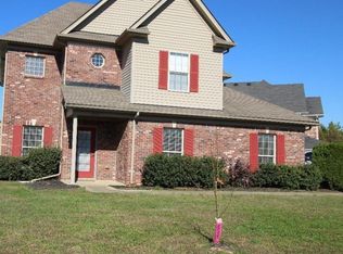 8004 Pikewood Field Way, Louisville, KY 40219