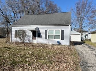 421 Jennings Ave, Cuyahoga Falls, OH 44221